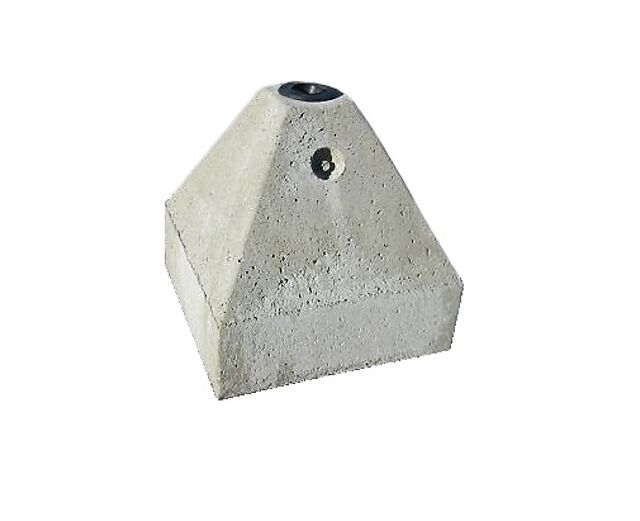 Betongfundament pyramideformet 175kg Ramper.no